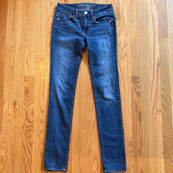 American Eagle Skinny Jeans sz 2 Long - Picture 1 of 6